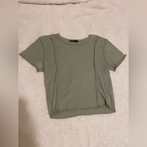 Green cropped tee good condition